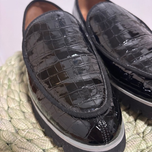 Donald Pliner Eclipse Crocco Croc Embossed Chunky Loafers - Picture 8 of 13